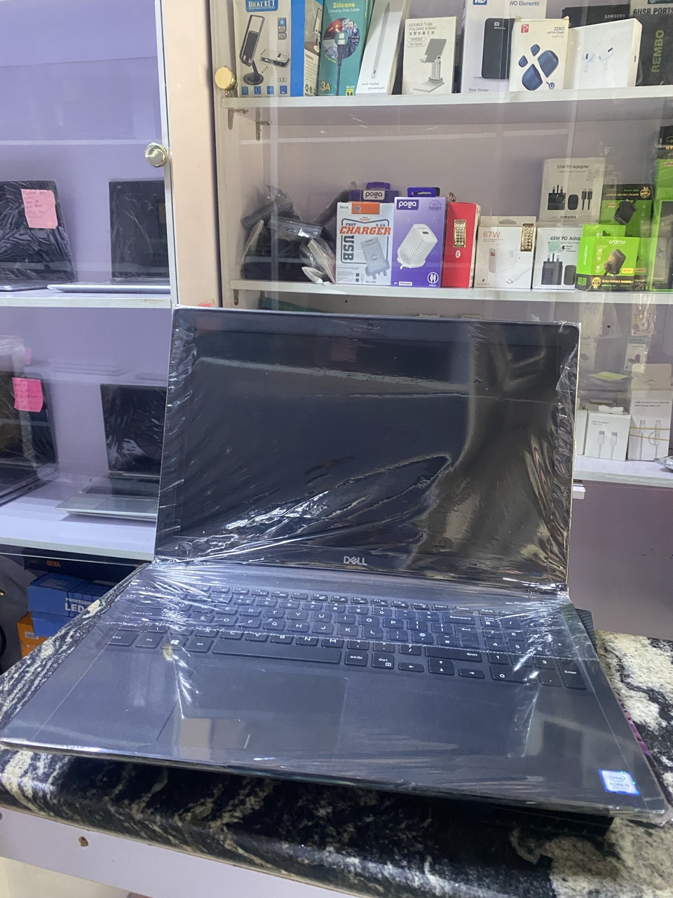 Dell Latitude 3500